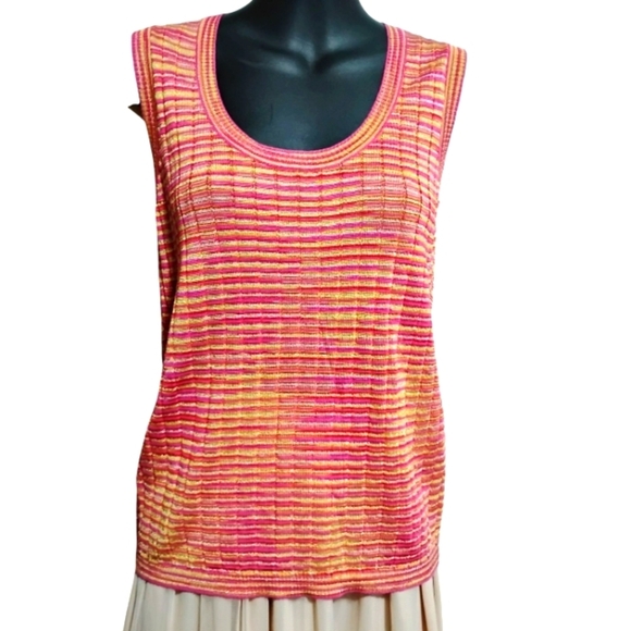 Missoni | Valentino S.P.A | Luxury High End Vibrant Pink And Gold Space Dye Top - Picture 12 of 14